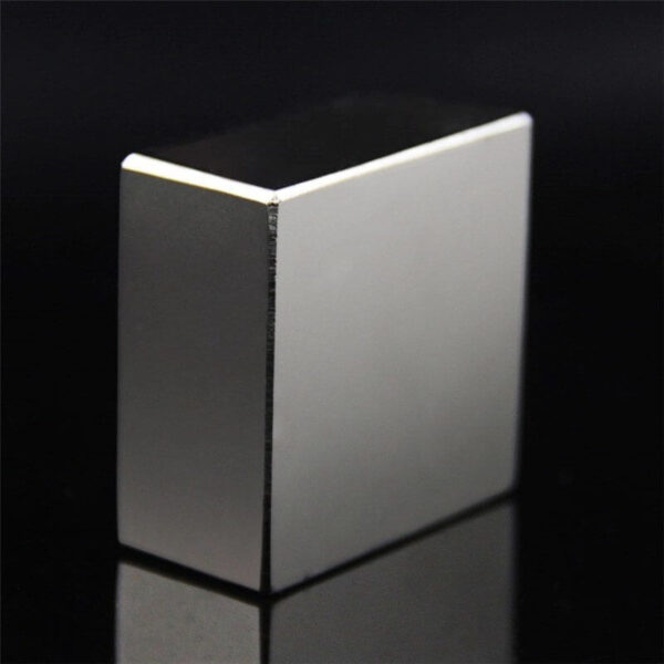 50mm x 50mm X 25mm Squarical NdFeB Magnet N35- Ni Multipurpose Office Magnets